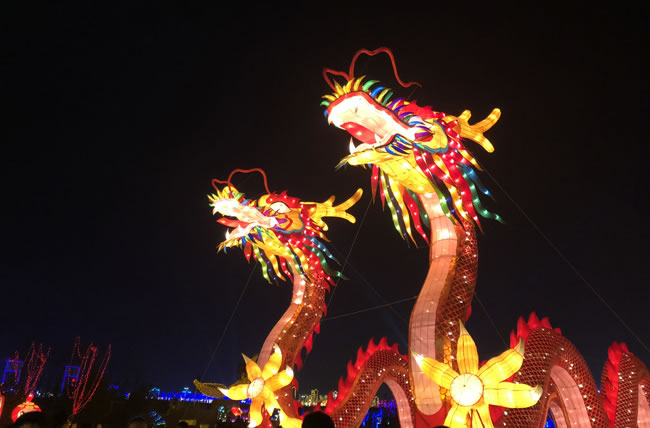 大型彩灯制作